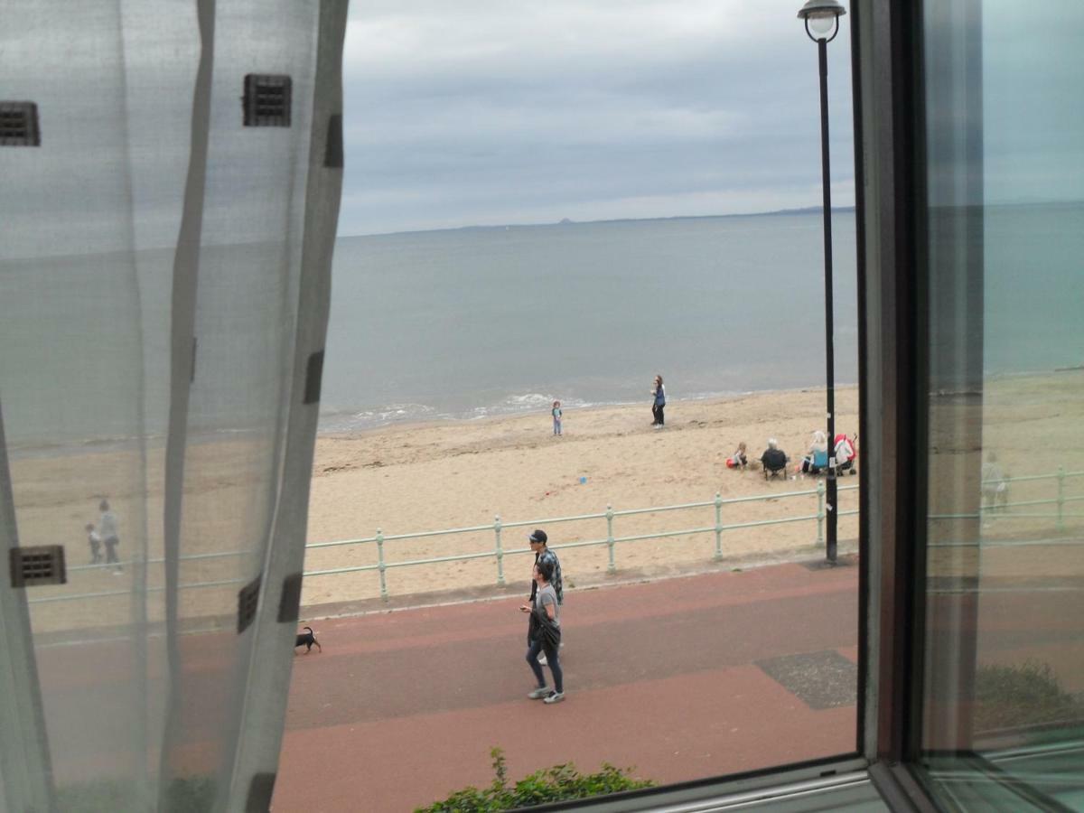 Edinburgh Beach View Apartment Dış mekan fotoğraf